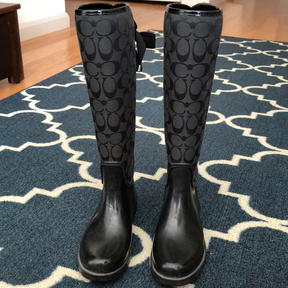 Coach Tristee Rain Boot size 6